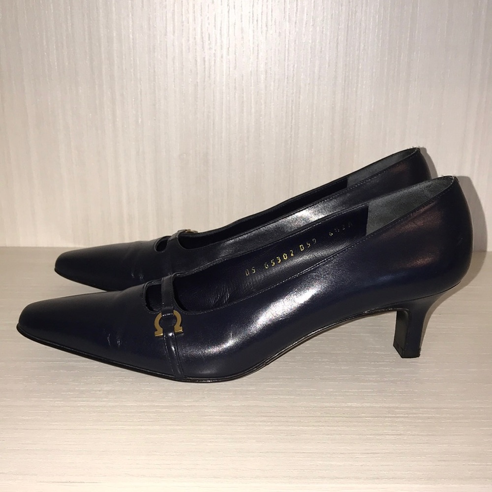Salvatore Ferragamo Navy 6.5